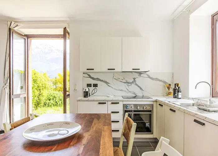 La Sostra By Interhome Domaso